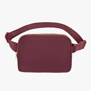 Elegant Burgundy Crossbody Bag